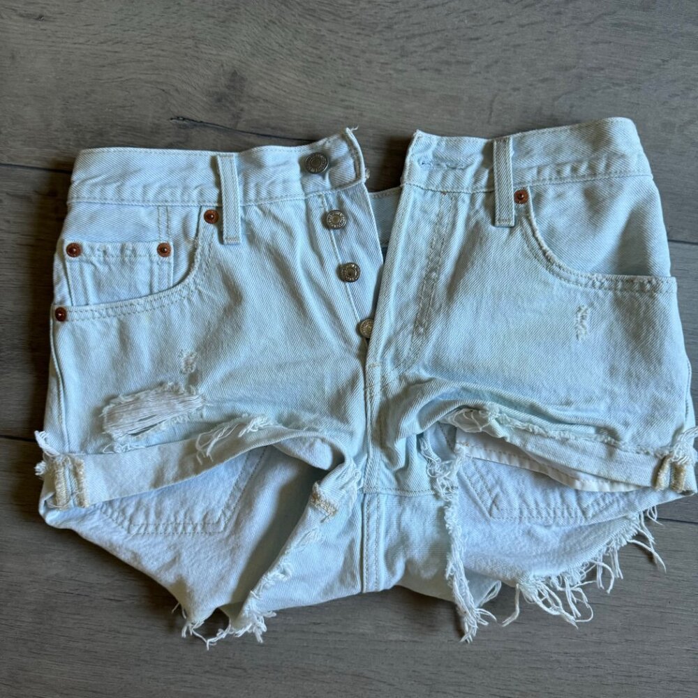 Levi's 501 High Rise Shorts - Picture 2 of 2